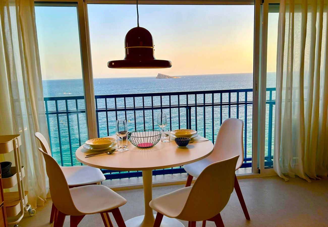 Estudio en Benidorm - Estudio en primera línea en Playa Levante