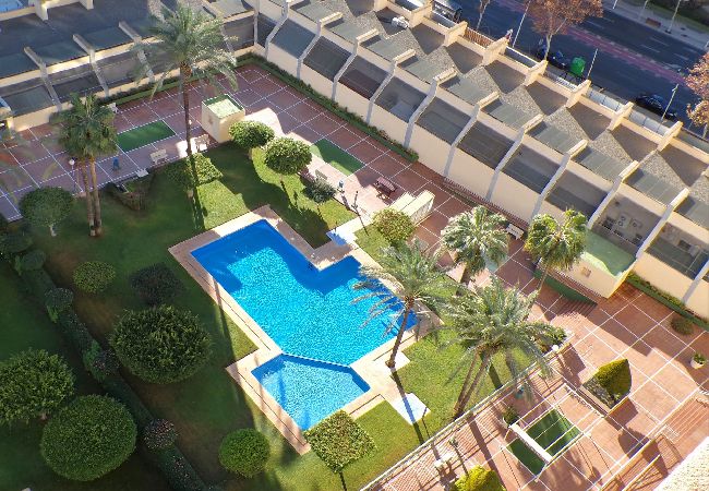 Apartamento en Benidorm - Apartamento de dos dormitorios con piscina  Apartamento en Benidorm - Apartamento de dos dormitorios con piscina