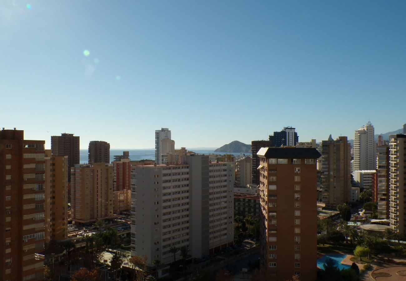 Apartamento en Benidorm - Apartamento de dos dormitorios con piscina 