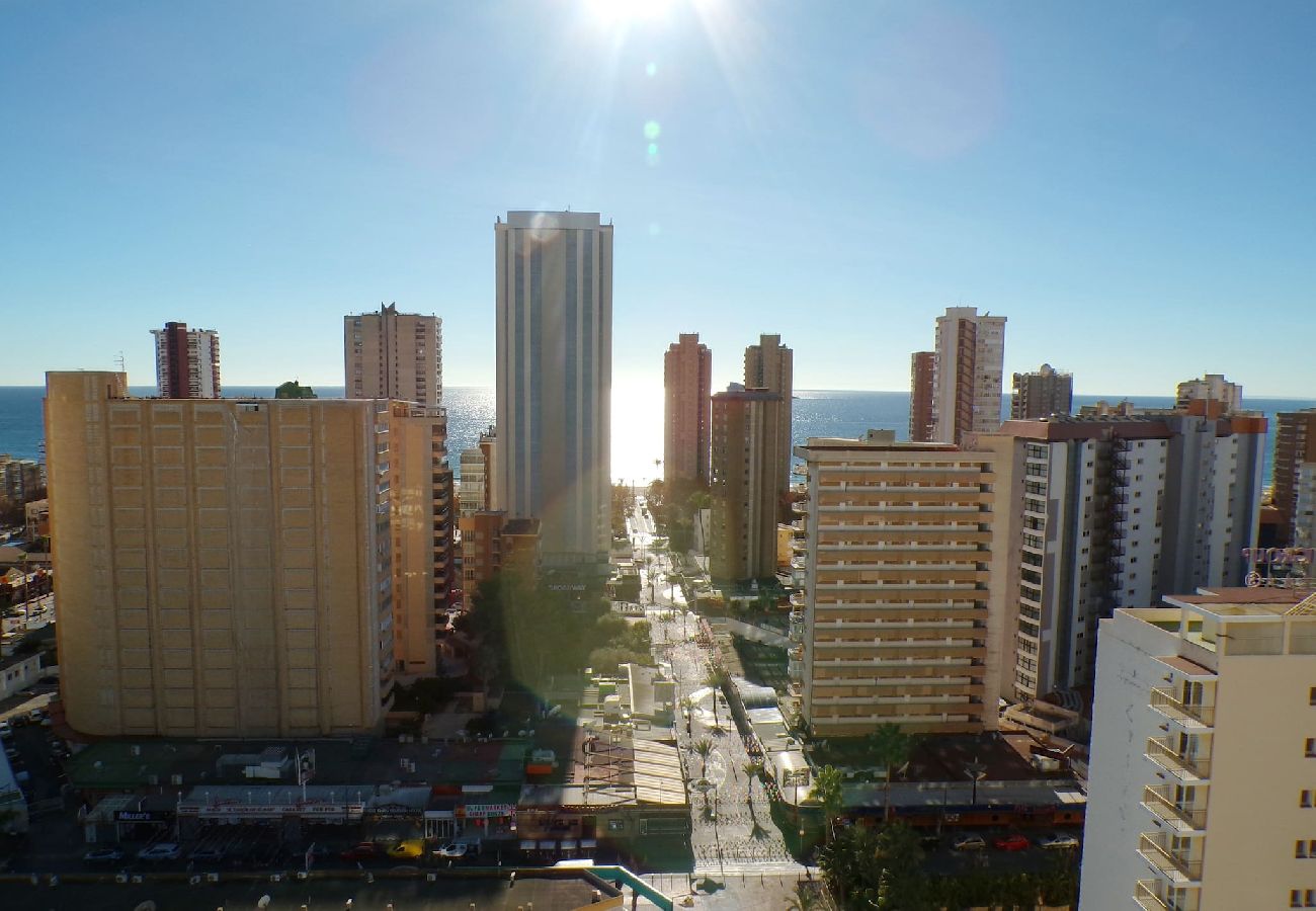 Apartamento en Benidorm - Apartamento Torre Domo con vistas al mar 