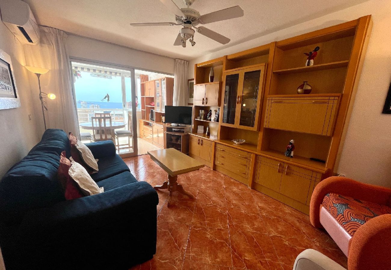 Apartamento en Benidorm - Apartamento La Pinta con terraza y vistas al mar 