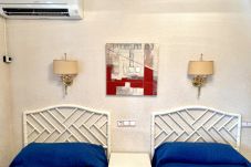 Apartamento en Benidorm - Apartamento con terraza y vistas al mar en La Pinta · Playa de Levante