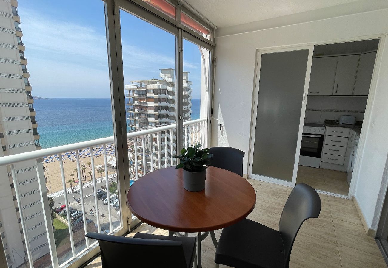 Apartamento en Benidorm - Amplio apartamento a 2 minutos de la playa