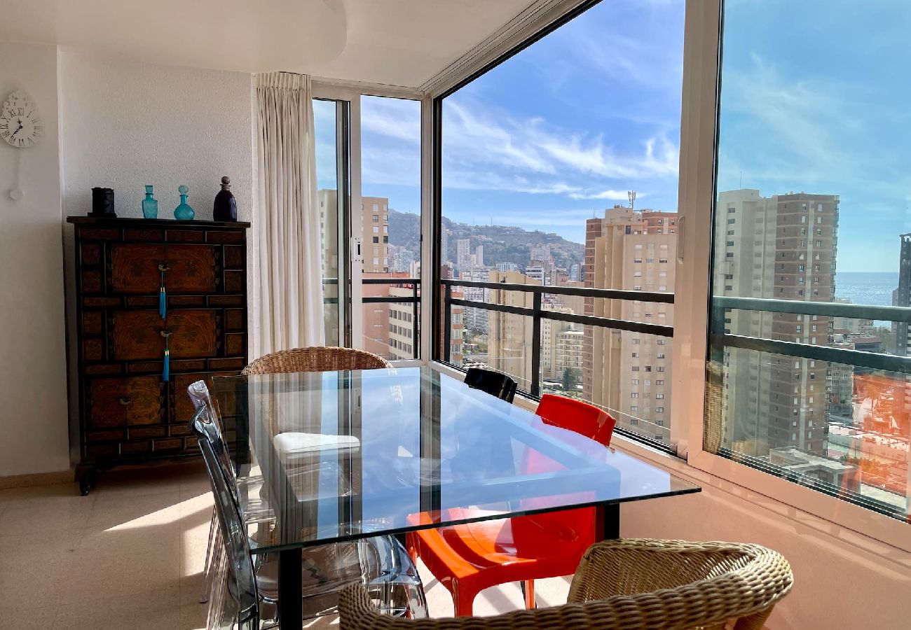 Apartamento en Benidorm - Apartamento La Niña 16 con piscina y vistas al mar 