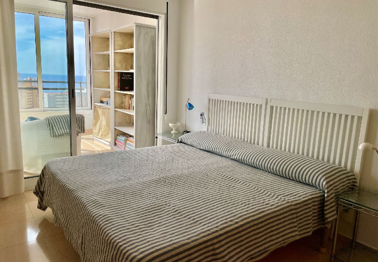 Apartamento en Benidorm - Apartamento La Niña 16 con piscina y vistas al mar 