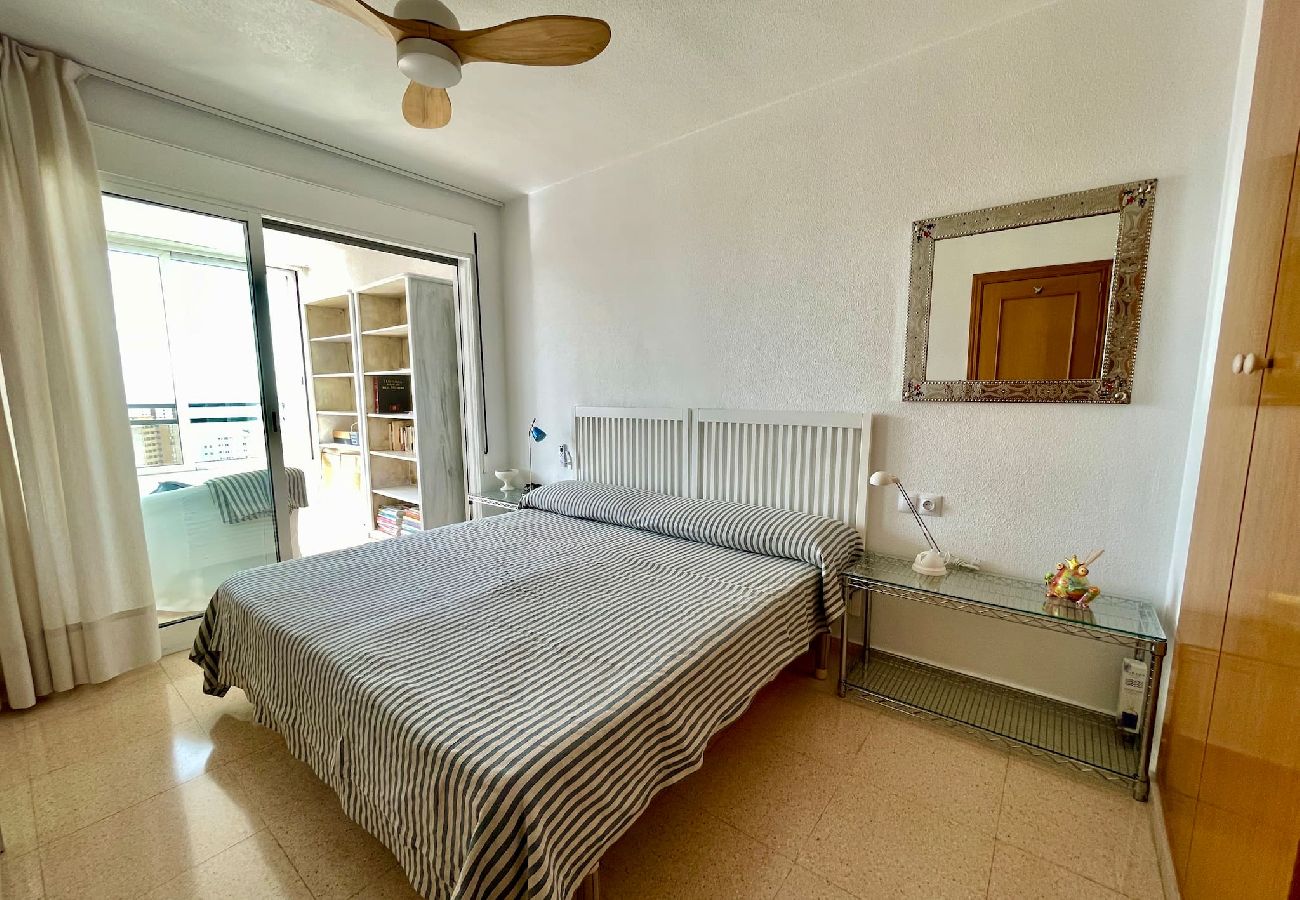 Apartamento en Benidorm - Apartamento La Niña 16 con piscina y vistas al mar 