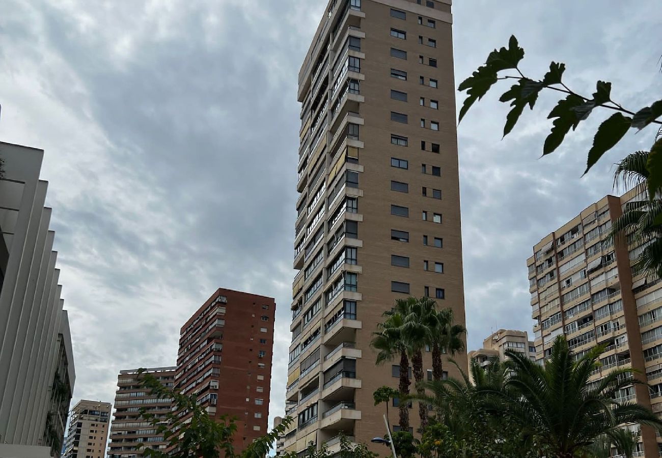 Apartamento en Benidorm - Apartamento La Niña 16 con piscina y vistas al mar 