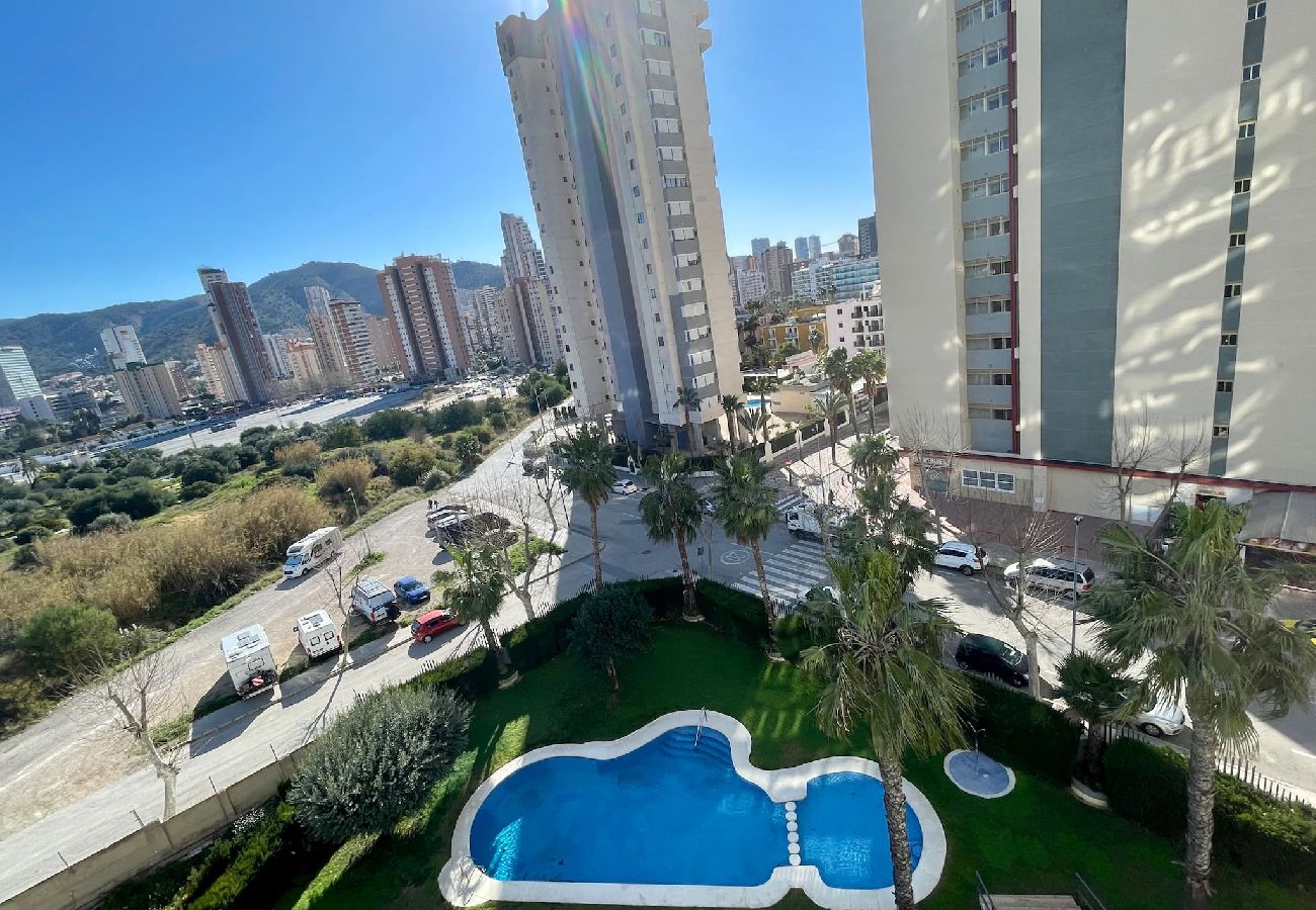 Apartamento en Benidorm - Encantador apartamento con parking y piscina