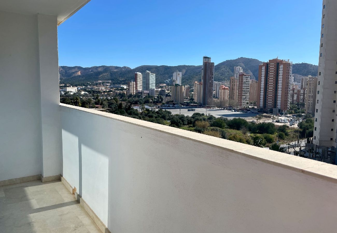 Apartamento en Benidorm - Encantador apartamento con parking y piscina