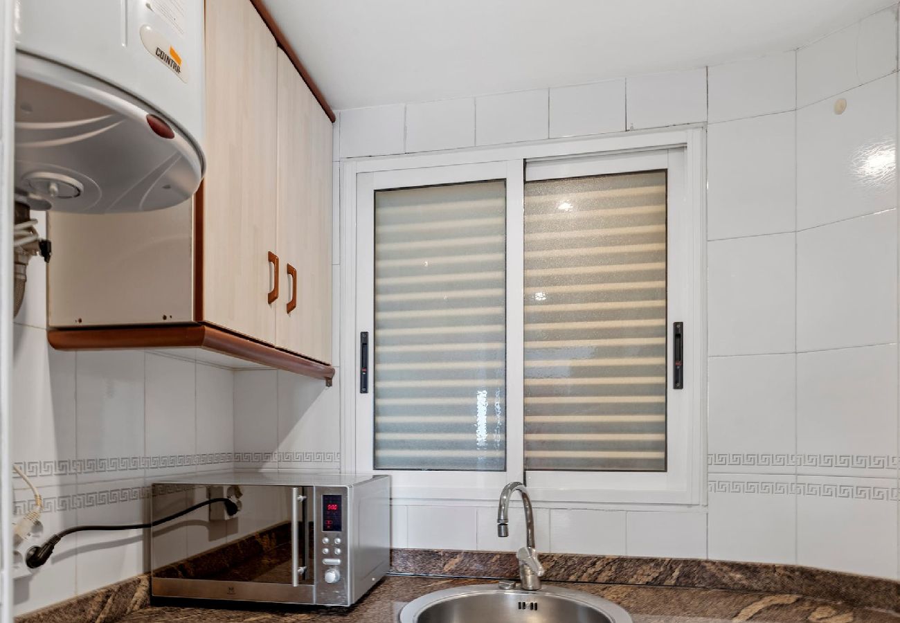 Apartamento en Benidorm - Amplio y luminoso apartamento en Gemelos 15