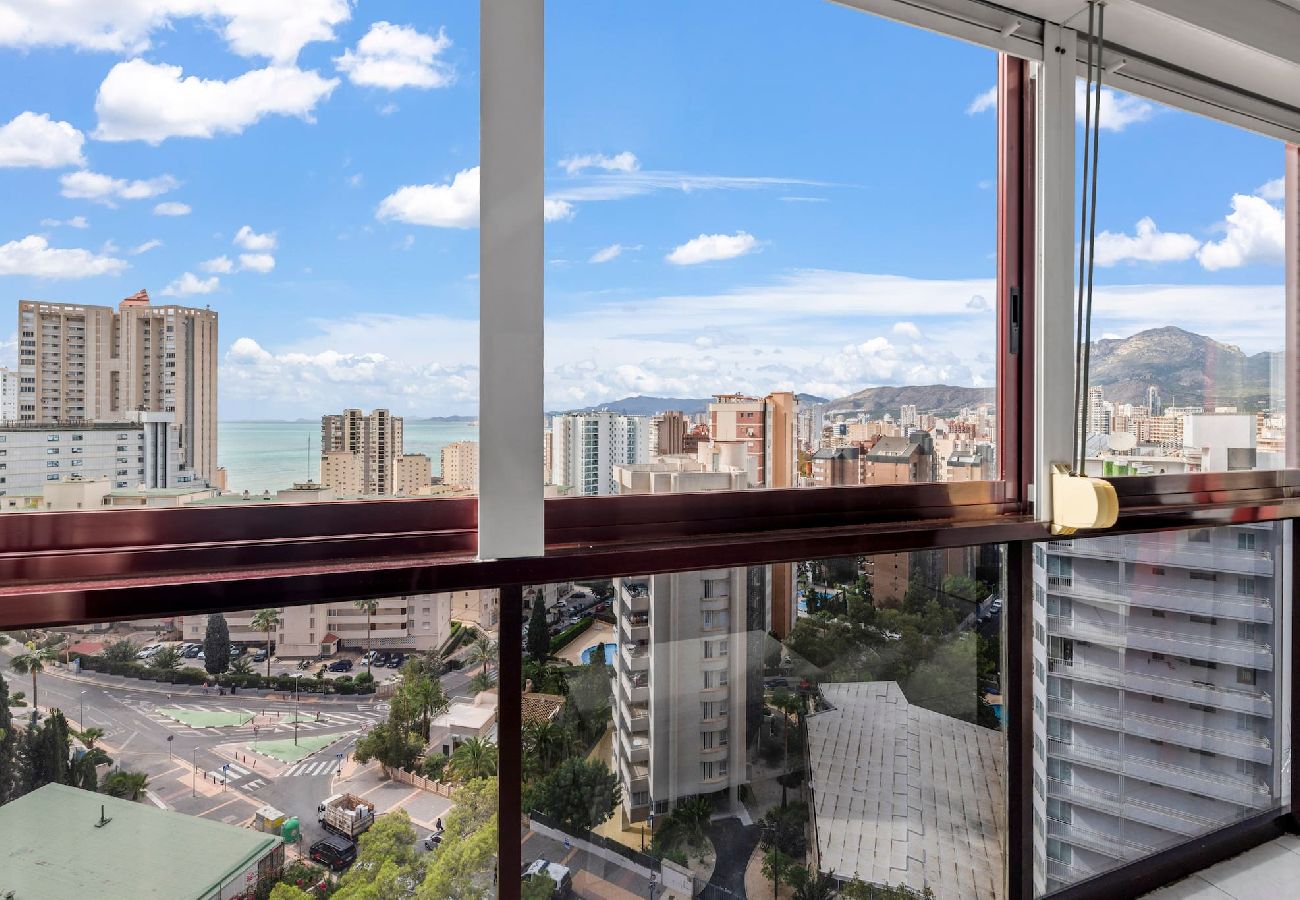 Apartamento en Benidorm - Amplio y luminoso apartamento en Gemelos 15