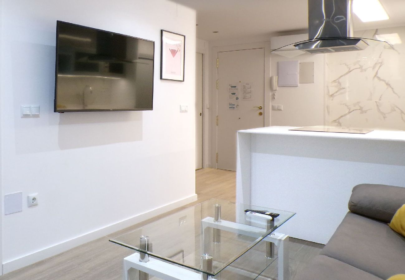 Apartamento en Benidorm - Moderno Apartamento con Piscina y Bicicletas Gratis