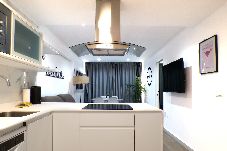 Apartamento en Benidorm - Moderno Apartamento con Piscina y Bicicletas Gratis