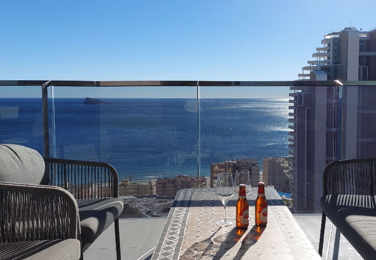 Apartamento en Benidorm - Lujoso apartamento Sunset Waves 