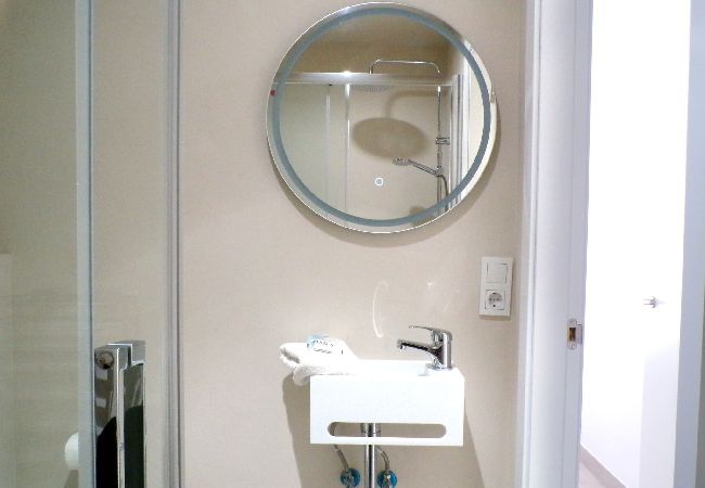 Apartamento en Benidorm - Apartamento totalmente reformado en Playa Poniente Apartamento en Benidorm - Apartamento totalmente reformado en Playa Poniente
