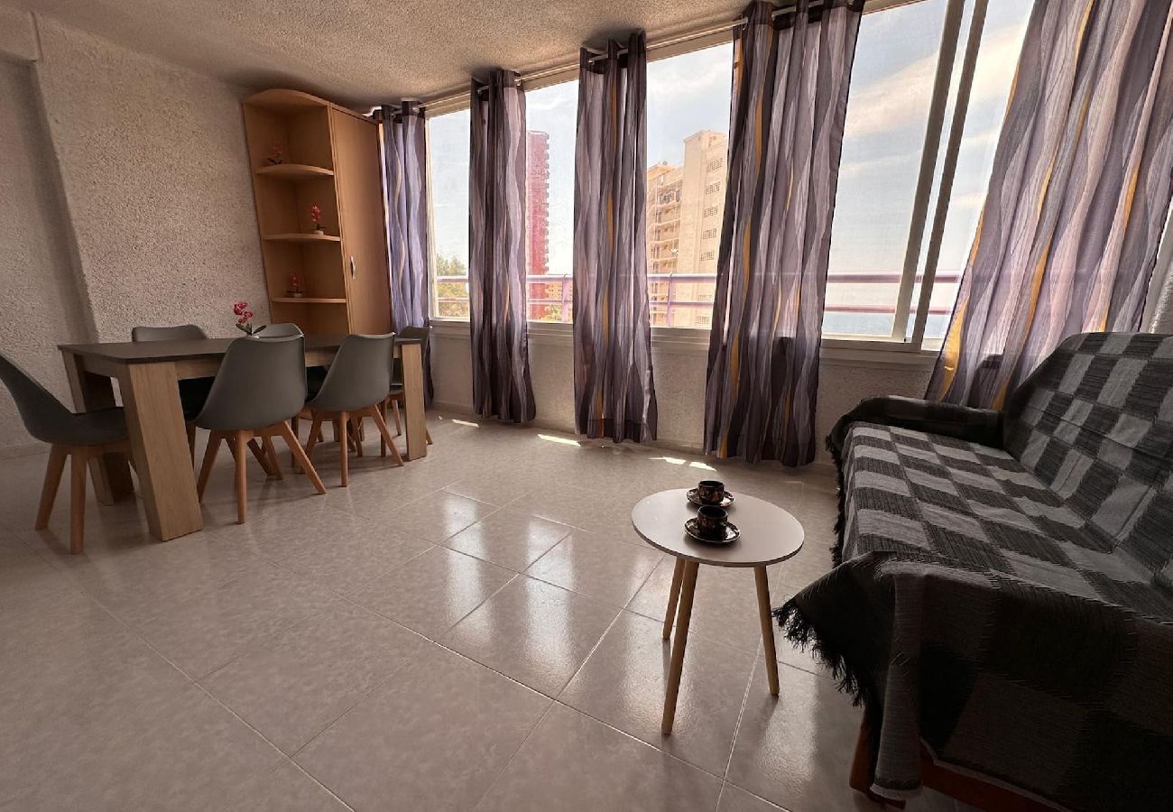 Apartamento en Benidorm - Apartamento con piscina a 2 minutos de la playa 