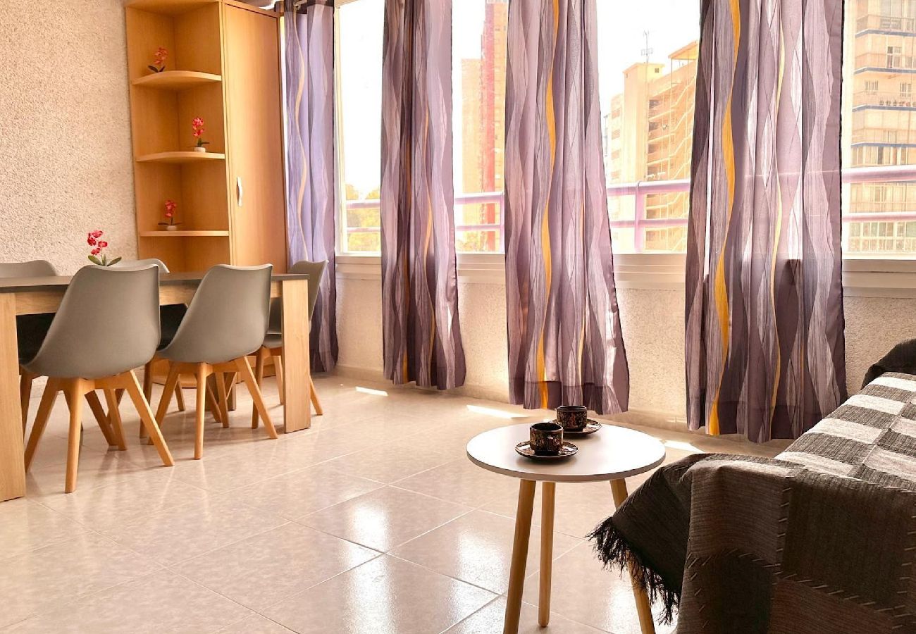 Apartamento en Benidorm - Apartamento con piscina a 2 minutos de la playa 