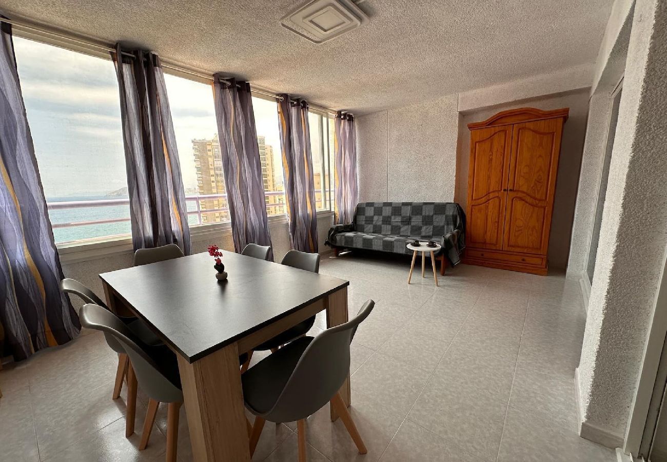 Apartamento en Benidorm - Apartamento con piscina a 2 minutos de la playa 