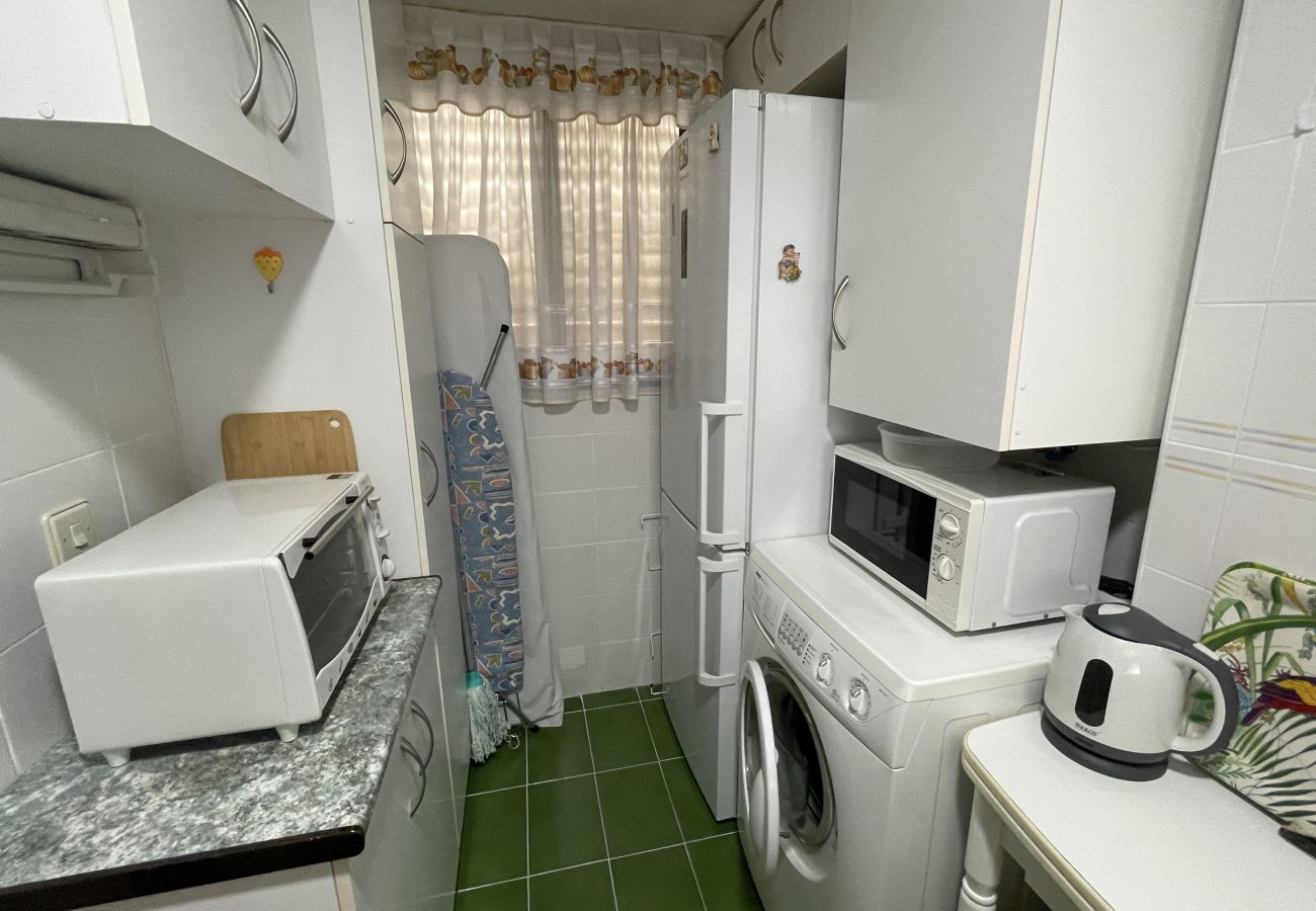 Apartamento en Benidorm - Apartamento de dos dormitorios y un baño en Gemelos 2 y 4 