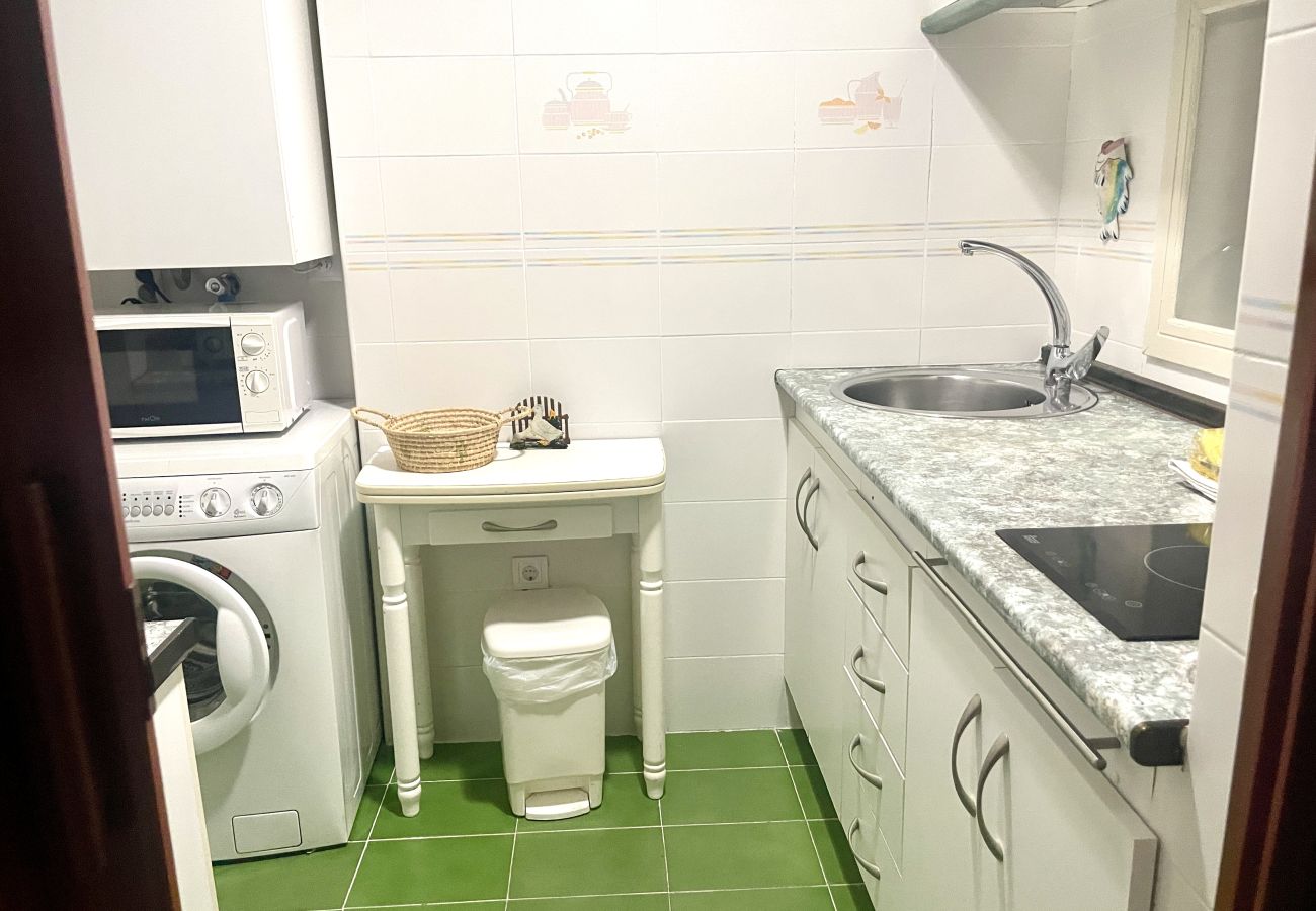 Apartamento en Benidorm - Apartamento de dos dormitorios y un baño en Gemelos 2 y 4 