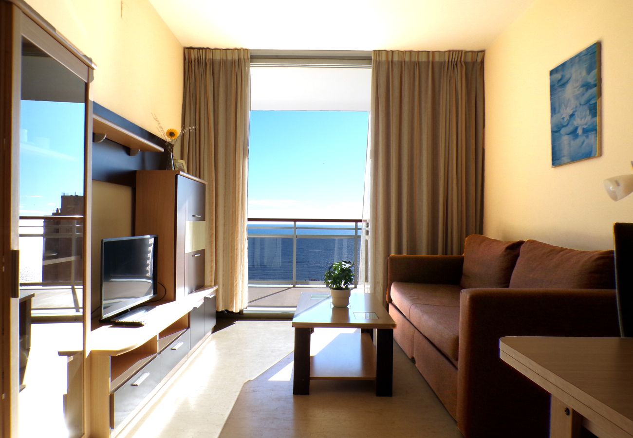 Apartamento en Benidorm - Apartamento con jacuzzi, sauna, gimnasio y piscina