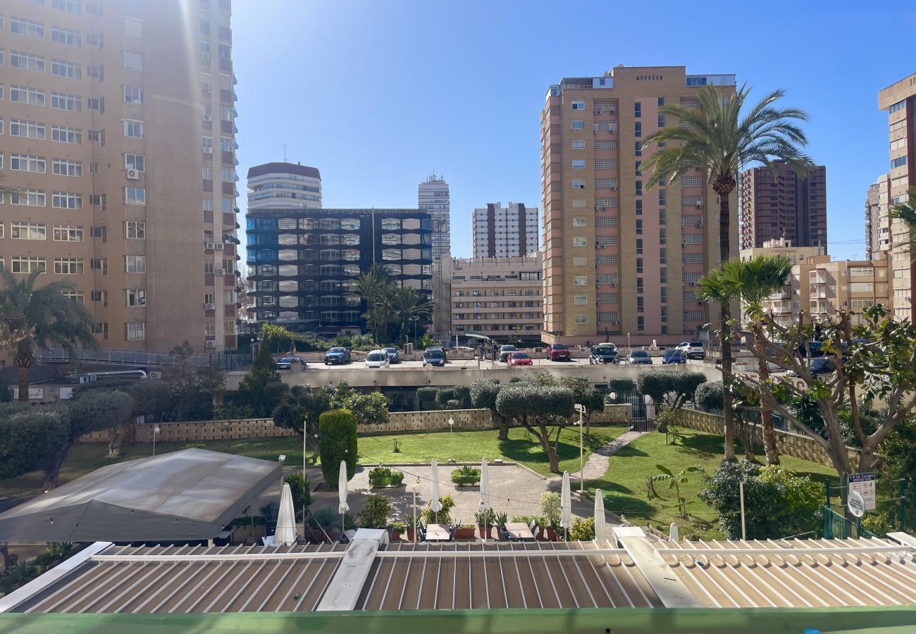 Apartamento en Benidorm - Relax y Confort: Apartamento Reformado con Piscina, muy cerca de la playa