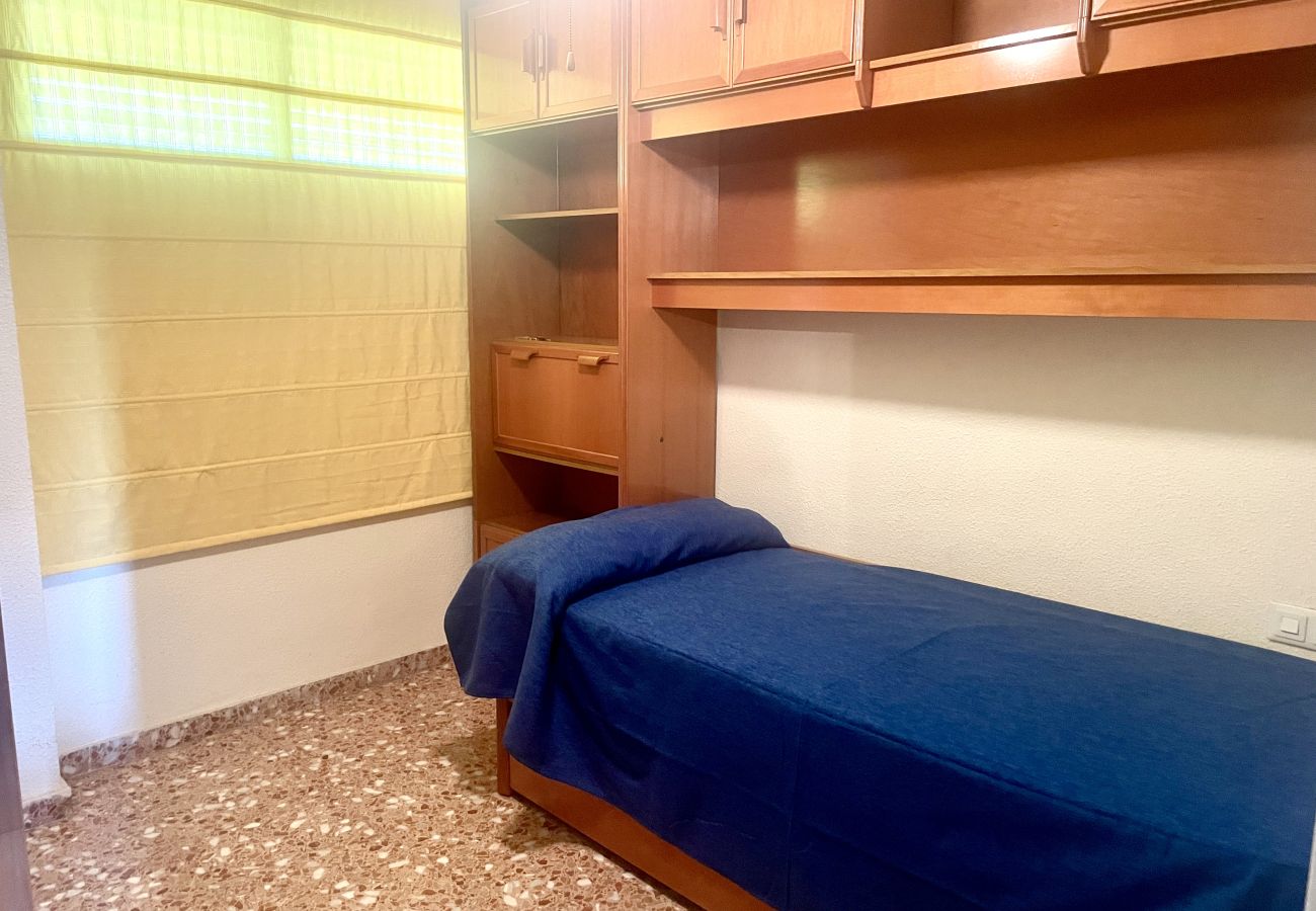 Apartamento en Benidorm - Apartamento de 2 dormitorios frente al mercado de Benidorm