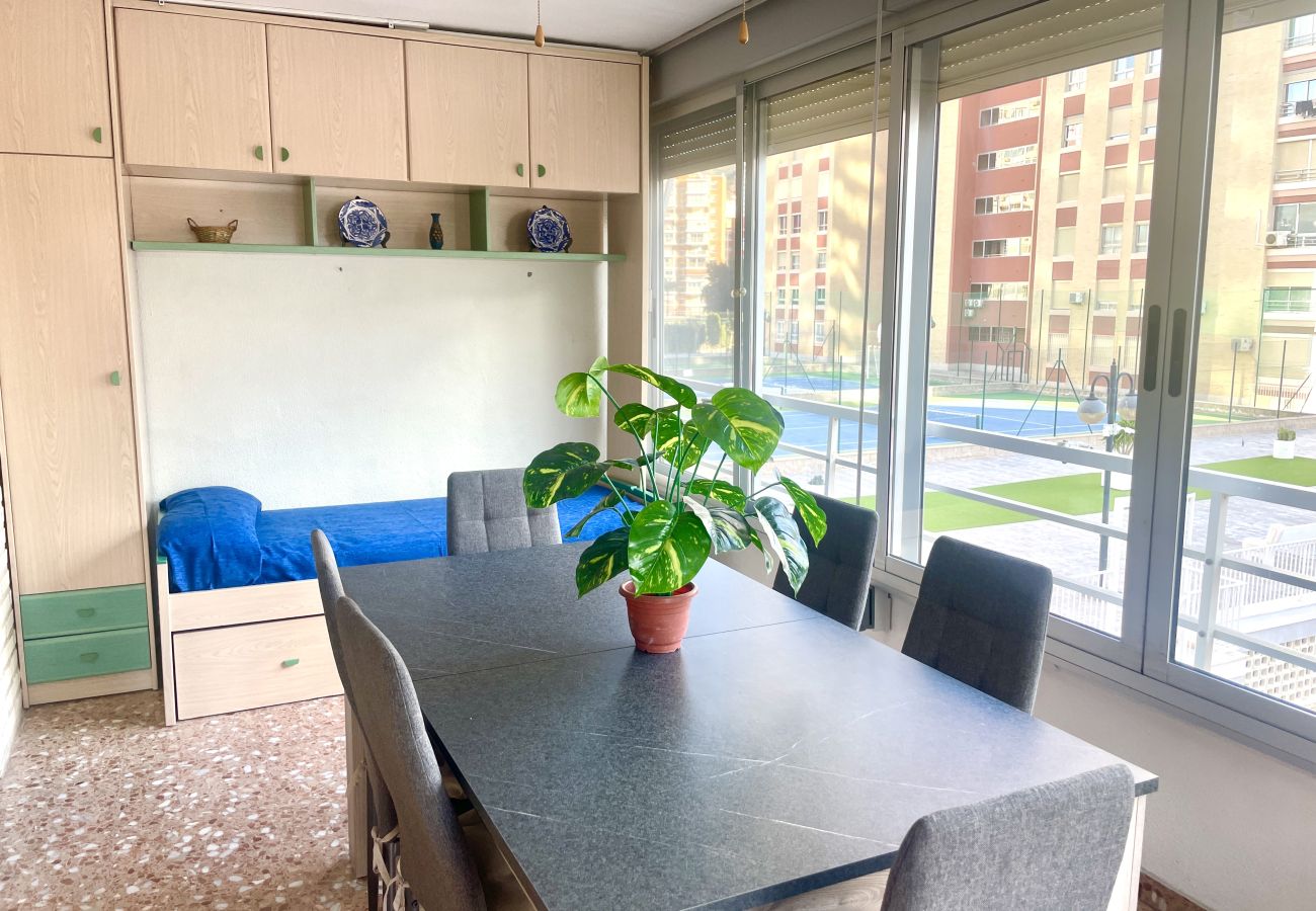 Apartamento en Benidorm - Apartamento de 2 dormitorios frente al mercado de Benidorm