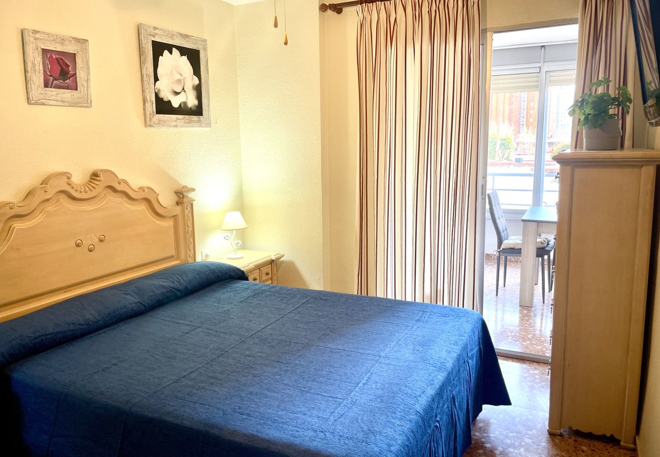 Apartamento en Benidorm - Apartamento de 2 dormitorios frente al mercado de Benidorm