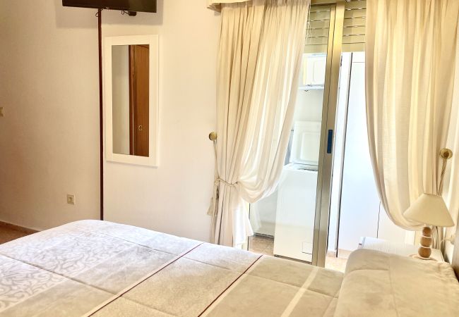 Apartamento en Benidorm - Apartamento de dos dormitorios y un baño en Mariscal 5  Apartamento en Benidorm - Apartamento de dos dormitorios y un baño en Mariscal 5