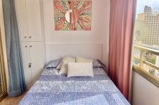 Apartamento en Benidorm - Apartamento de dos dormitorios y un baño en Mariscal 5 