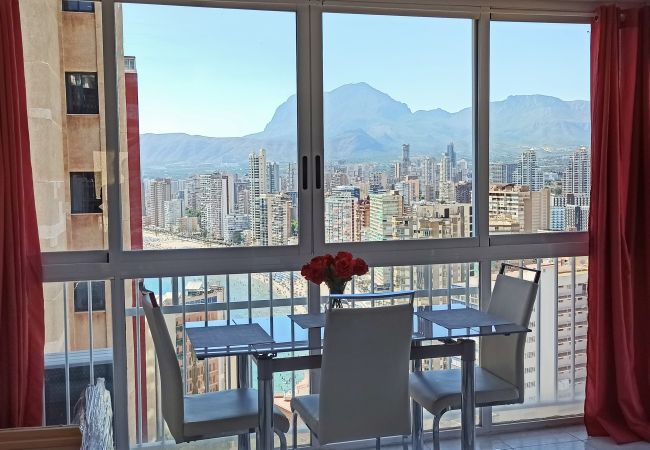 Apartamento en Benidorm - Único apartamento con impresionantes vistas al mar Apartamento en Benidorm - Único apartamento con impresionantes vistas al mar