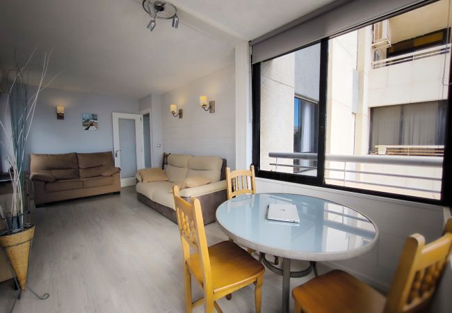 Apartamento en Benidorm - Maravilloso apartamento junto a la Cala Almadraba Apartamento en Benidorm - Maravilloso apartamento junto a la Cala Almadraba