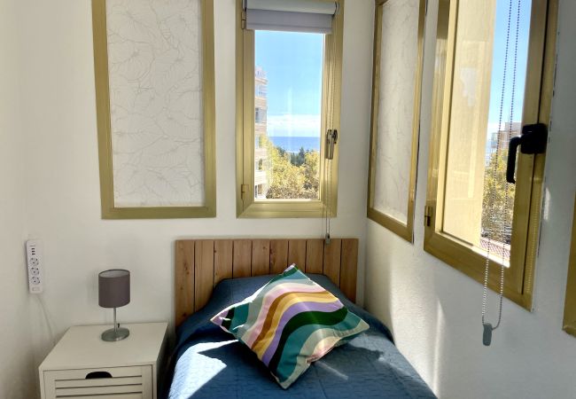 Apartamento en Benidorm - Luminoso apartamento de dos dormitorios  en plena zona Levante Apartamento en Benidorm - Luminoso apartamento de dos dormitorios  en plena zona Levante
