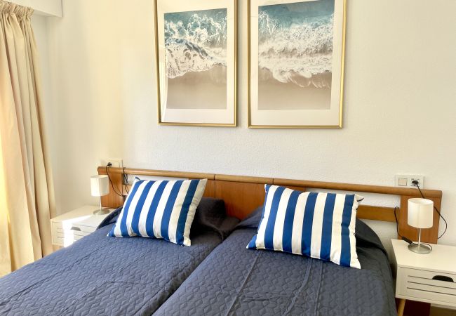 Apartamento en Benidorm - Luminoso apartamento de dos dormitorios  en plena zona Levante Apartamento en Benidorm - Luminoso apartamento de dos dormitorios  en plena zona Levante