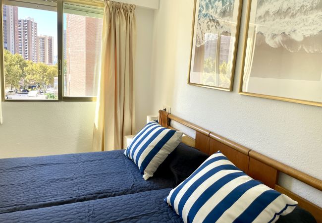 Apartamento en Benidorm - Luminoso apartamento de dos dormitorios  en plena zona Levante Apartamento en Benidorm - Luminoso apartamento de dos dormitorios  en plena zona Levante