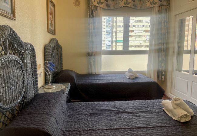 Apartamento en Benidorm - Acogedor apartamento de dos dormitorios en el corazón de Benidorm Apartamento en Benidorm - Acogedor apartamento de dos dormitorios en el corazón de Benidorm