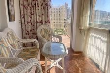 Apartamento en Benidorm - Acogedor apartamento de dos dormitorios en el corazón de Benidorm