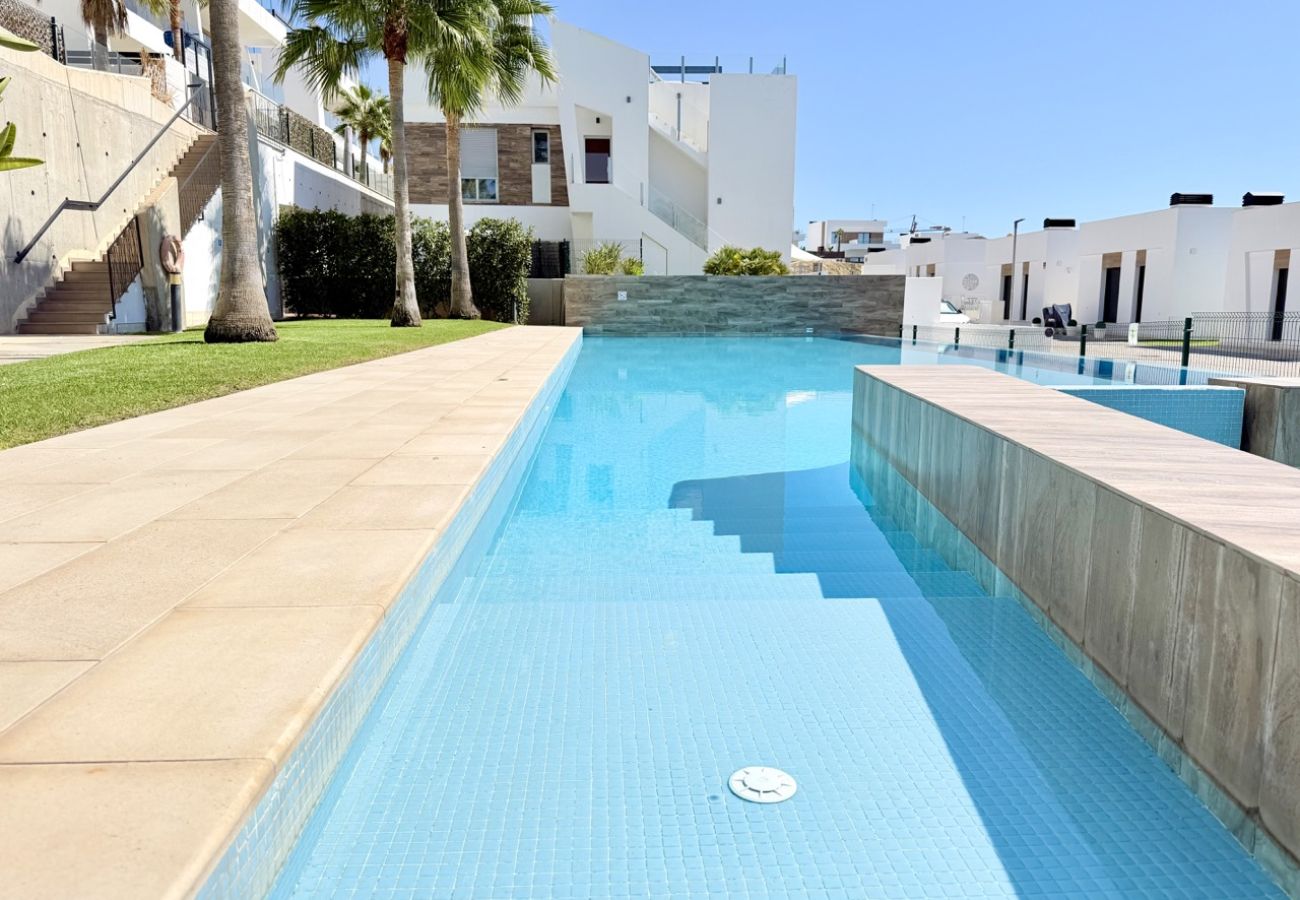 Bungalow en Finestrat - Apartamento con solarium privado en Balcón de Finestrat