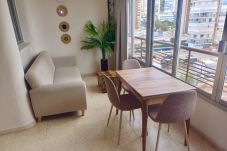 Appartement à Benidorm - Coblanca 6 : Appartement élégant avec terrasse vitrée