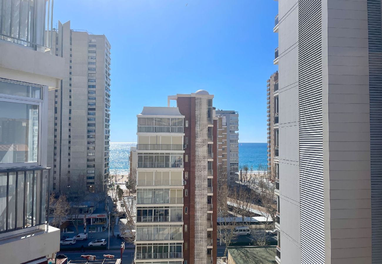 Appartement à Benidorm - Appartement à deux pièces, avec piscine et parking