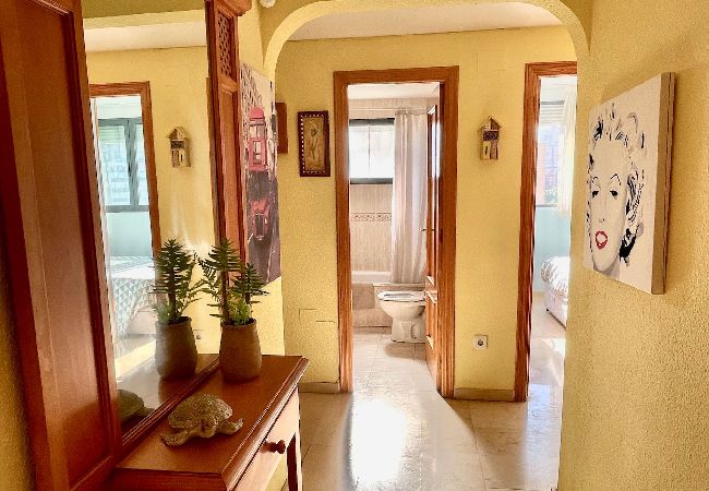 Appartement à Benidorm - Appartement deux pièces avec vue sur la mer  Appartement à Benidorm - Appartement deux pièces avec vue sur la mer