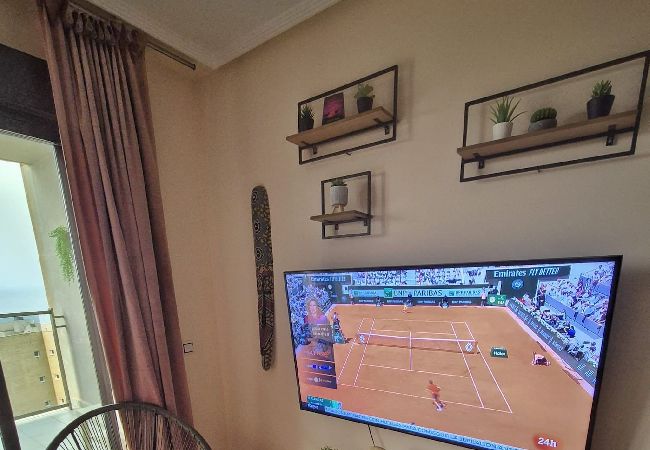 Appartement à Benidorm - Appartement luxueux avec piscine, gym et parking  Appartement à Benidorm - Appartement luxueux avec piscine, gym et parking