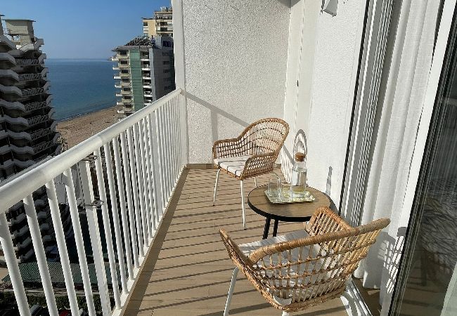 Appartement à Benidorm - Charmant appartement entièrement rénové Appartement à Benidorm - Charmant appartement entièrement rénové