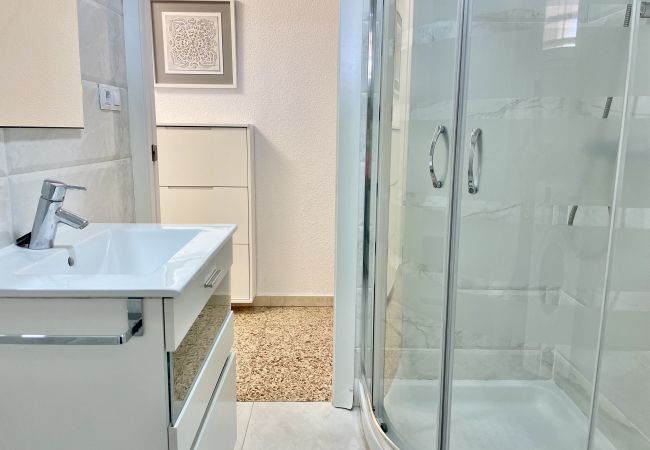 Appartement à Benidorm - Appartement avec piscine et parking Appartement à Benidorm - Appartement avec piscine et parking