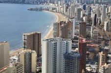 Apartment in Benidorm - Luxury apartment with swimming pool, gym & parking