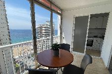 Apartment in Benidorm - Spacious apartment 2 minutes from the beach