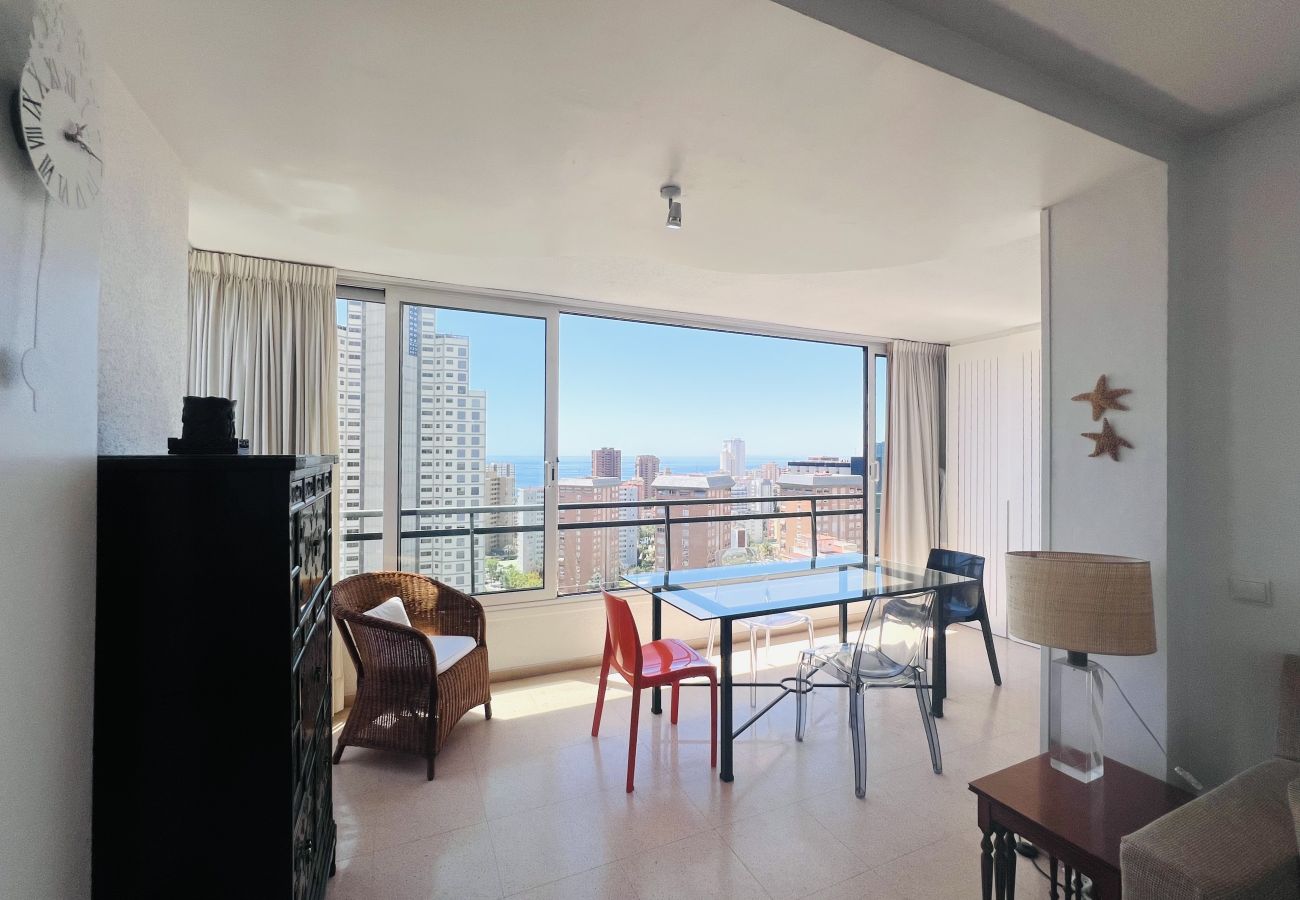 Apartment in Benidorm - Sea view apartment with pool at La Niña 