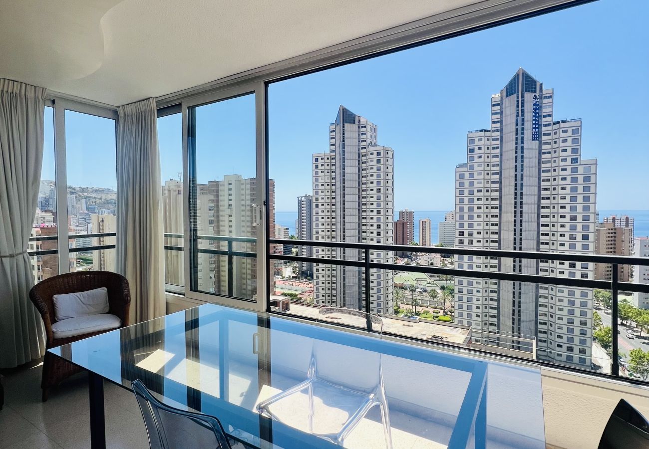 Apartment in Benidorm - Sea view apartment with pool at La Niña 