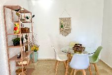 Apartment in Benidorm - -Lovely apartment with parking and swimming pool